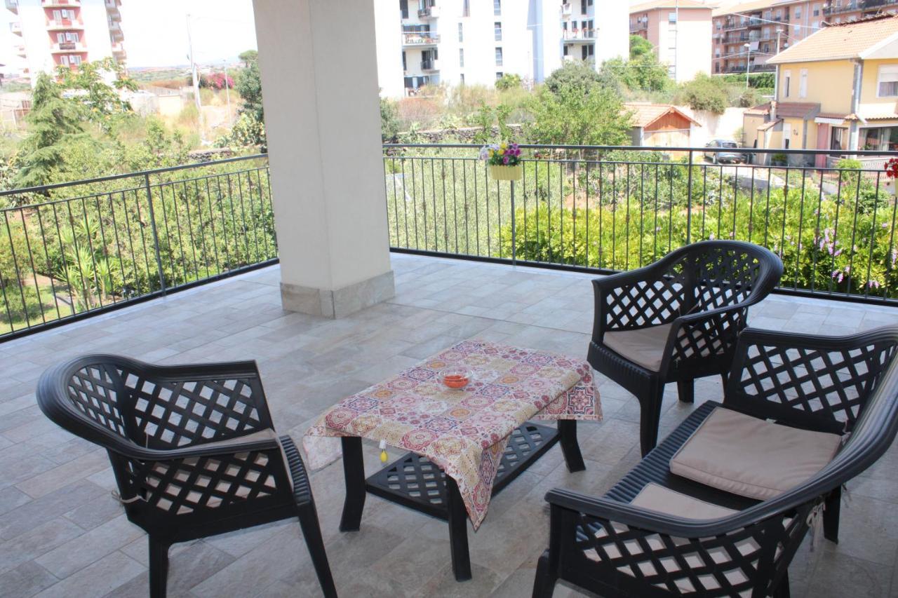 Villa Sicilia Apartment Катания Екстериор снимка