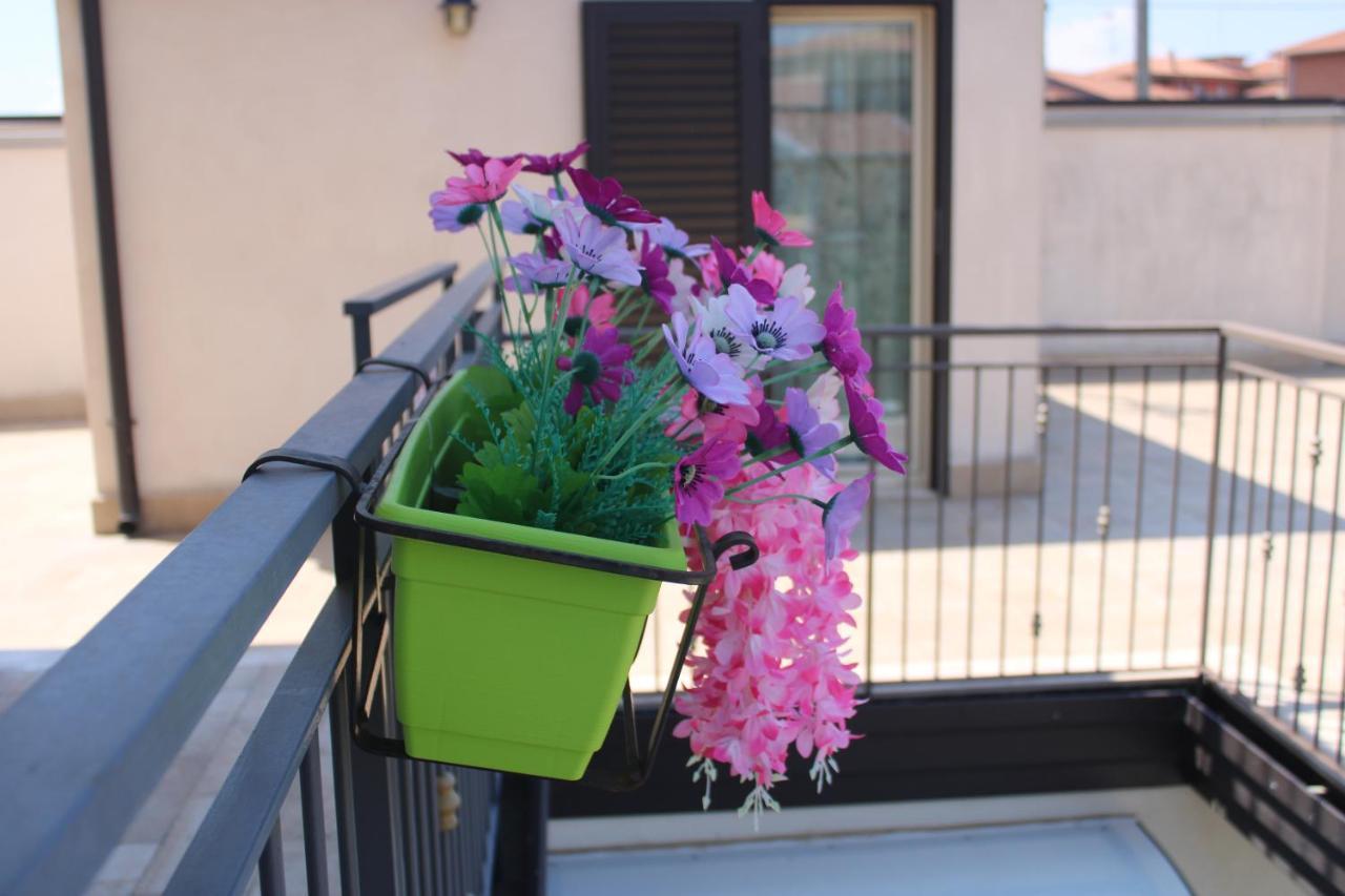 Villa Sicilia Apartment Катания Екстериор снимка